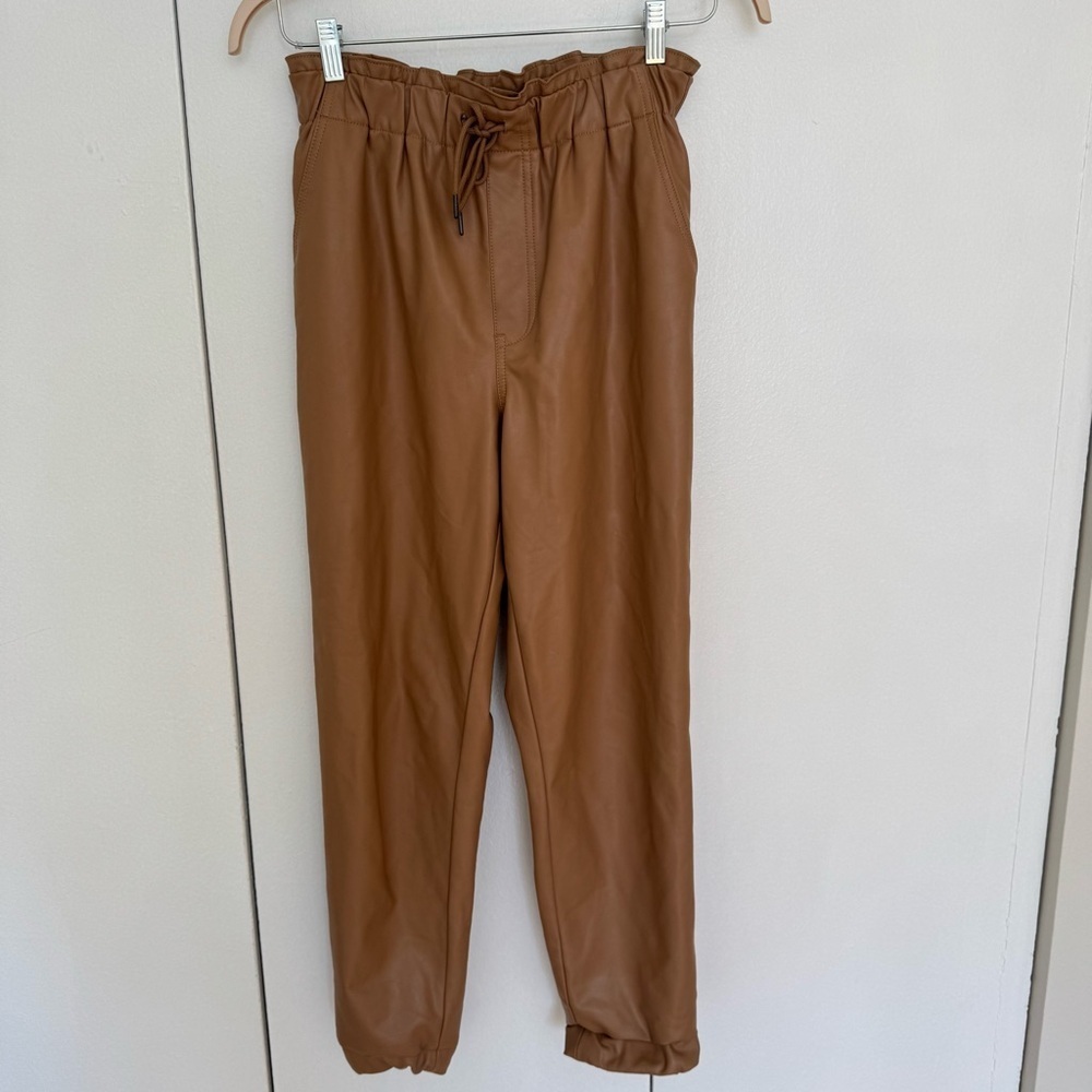 Abercrombie & Fitch Faux Leather Joggers Camel Beige Medium - Picture 4 of 6